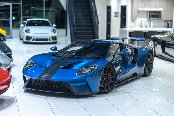 Used-2017-Ford-GT-Ford-GT-Matte-Carbon-Fiber-PKG-Stripes-COLLECTOR-QUALITY