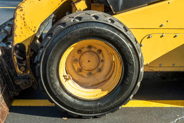 Used-2012-Caterpillar-272C-Skid-Steer-Front-Loader