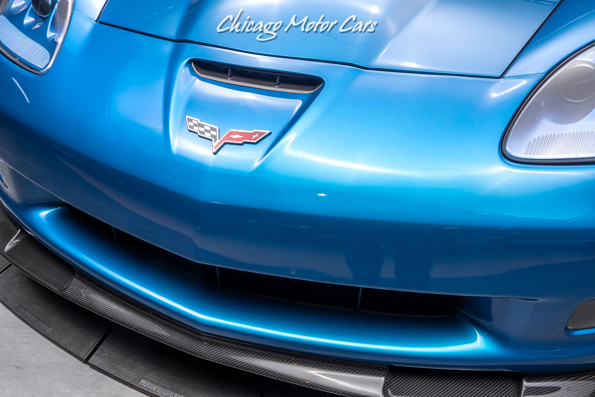 Used-2009-Chevrolet-Corvette-ZR1-FACTORY-SUPERCHARGED-V8-ENGINE-CARBON-FIBER