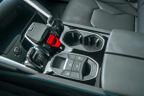 Used-2019-Lamborghini-Urus-AWD-SUV-MSRP-243K-LOADED-WITH-FACTORY-OPTIONS