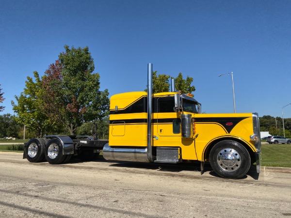 Used-2013-Peterbilt-389-Glider-Kit