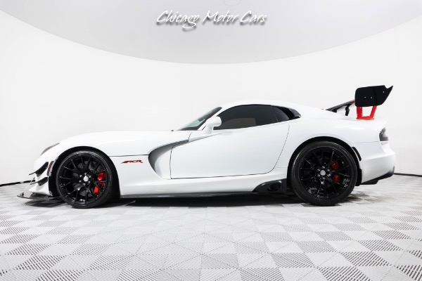 Used 2016 Dodge Viper ACR Coupe! Only 3k Miles! Carbon Fiber! LOADED! Black/Red Stripes! for sale Sold at Chicago Motor Cars in West Chicago IL 60185 2