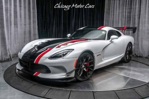 Used-2016-Dodge-Viper-ACR-Coupe-ONLY-1700-MILES