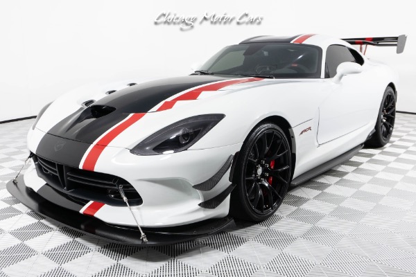 Used 2016 Dodge Viper ACR Coupe! Only 3k Miles! Carbon Fiber! LOADED! Black/Red Stripes! for sale Sold at Chicago Motor Cars in West Chicago IL 60185 5