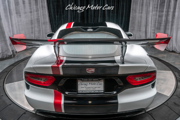 Used-2016-Dodge-Viper-ACR-Coupe-ONLY-1700-MILES