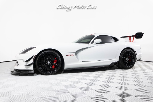 Used 2016 Dodge Viper ACR Coupe! Only 3k Miles! Carbon Fiber! LOADED! Black/Red Stripes! for sale Sold at Chicago Motor Cars in West Chicago IL 60185 1