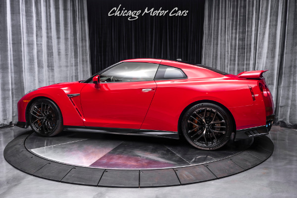 Used 2017 Nissan GT-R Premium Coupe UPGRADES! 600+ HP! ONE OWNER! for sale Sold at Chicago Motor Cars in West Chicago IL 60185 3