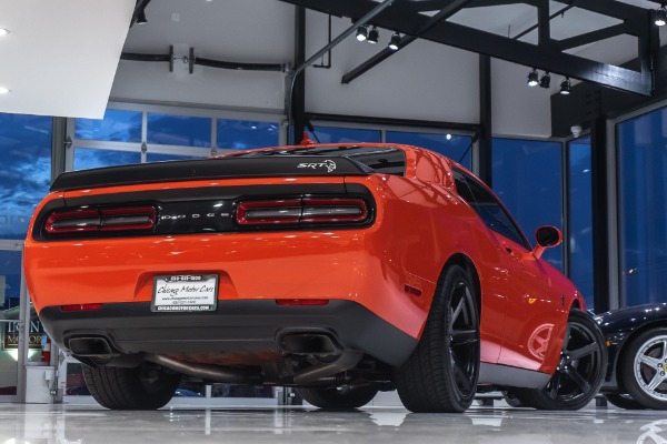 Used-2018-Dodge-Challenger-SRT-Hellcat-Coupe-PRISTINE-CONDITION-ONLY-3900-MILES