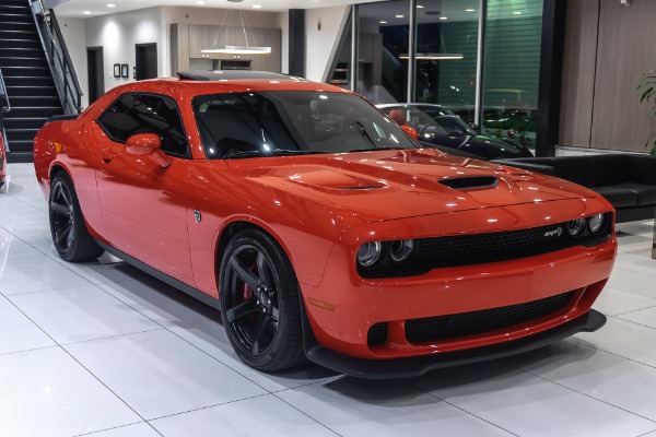 Used 2018 Dodge Challenger SRT Hellcat Coupe PRISTINE CONDITION+ ONLY 3,900 MILES! for sale Sold at Chicago Motor Cars in West Chicago IL 60185 5