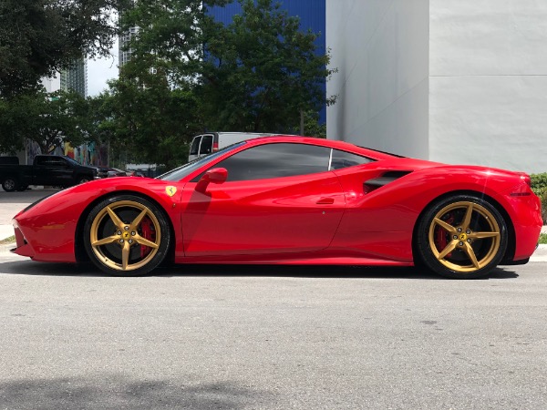 Used 2017 Ferrari 488 GTB Coupe CARBON FIBER! Warranty! for sale Sold at Chicago Motor Cars in West Chicago IL 60185 3