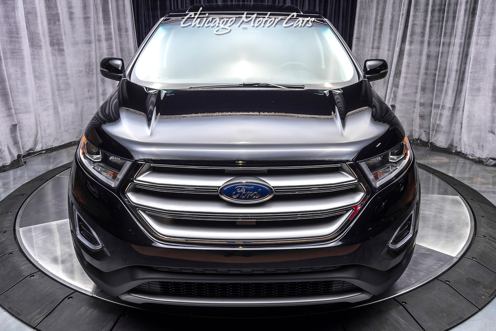 Used-2018-Ford-Edge-Edge-Titanium-All-Wheel-Drive-EcoBoost-Engine-Low-Miles