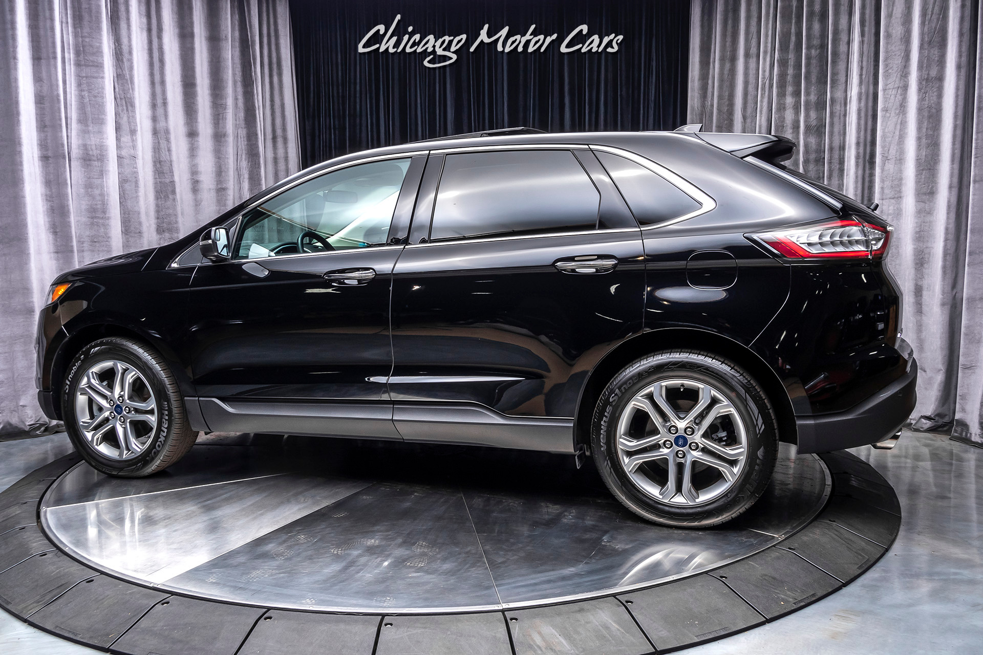 Used-2018-Ford-Edge-Edge-Titanium-All-Wheel-Drive-EcoBoost-Engine-Low-Miles