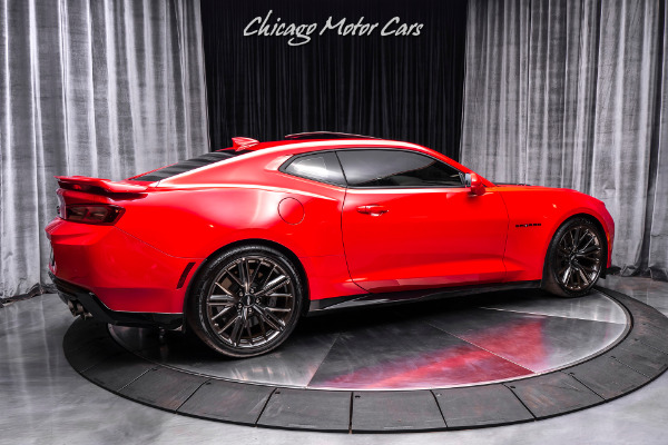Used 2017 Chevrolet Camaro ZL1 Coupe 6-SPEED MANUAL+ PERFORMANCE DATA VIDEO RECORDER! ONLY 7K MILES! for sale Sold at Chicago Motor Cars in West Chicago IL 60185 5