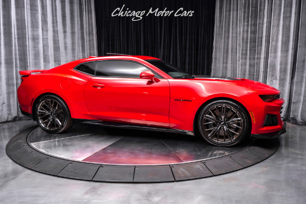 Used 2017 Chevrolet Camaro ZL1 Coupe 6-SPEED MANUAL+ PERFORMANCE DATA VIDEO RECORDER! ONLY 7K MILES! for sale Sold at Chicago Motor Cars in West Chicago IL 60185 6