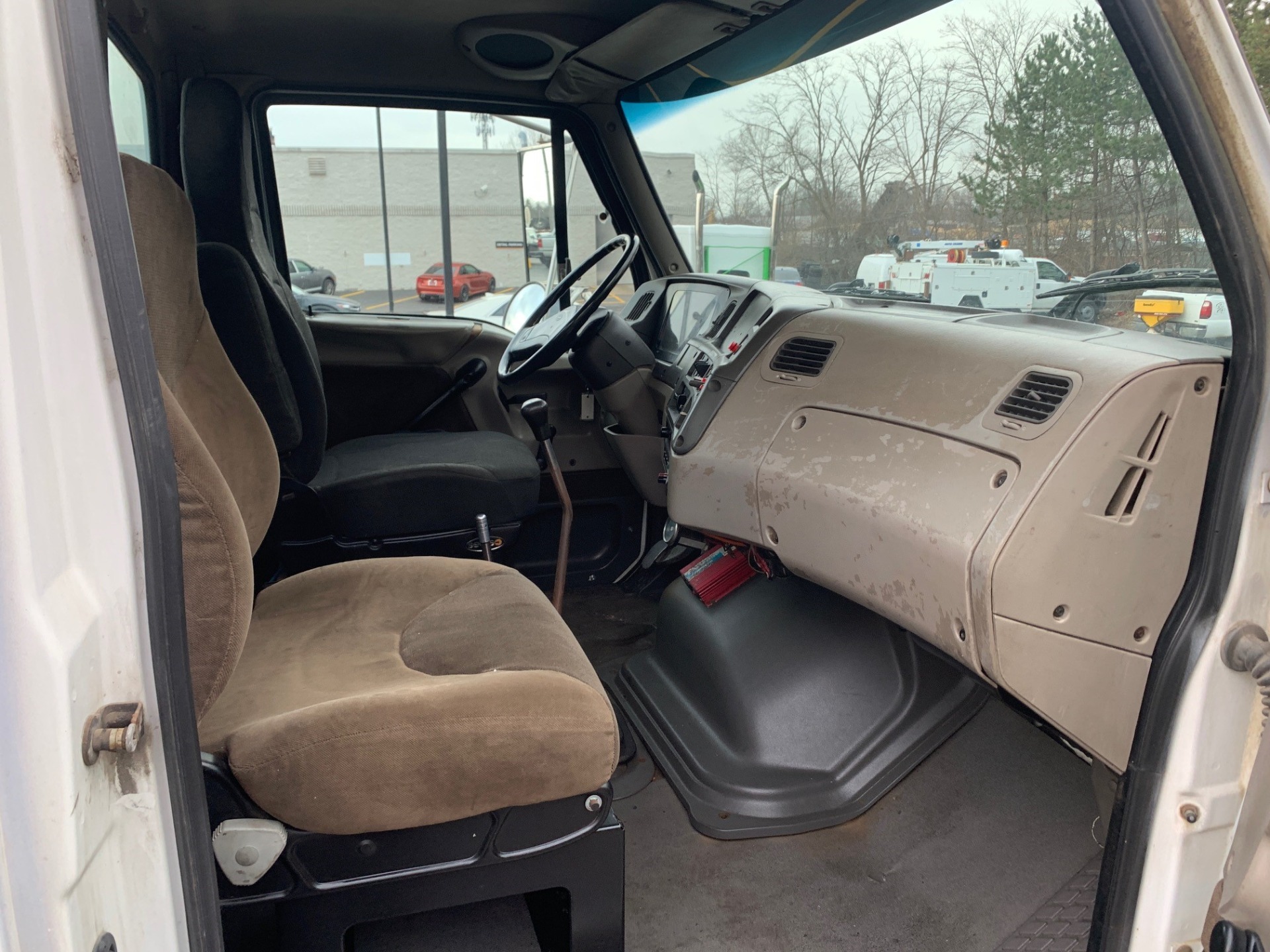 Used 2001 Sterling M6500 Service Truck For Sale (Special Pricing