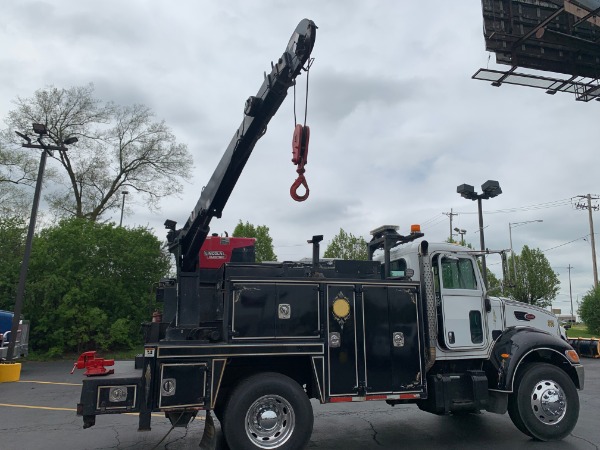 Used-2005-Peterbilt-335-Service-Truck---Tulsa-Crane---Air-Compressor---GeneratorWelder