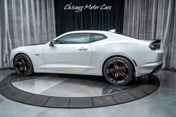 Used 2019 Chevrolet Camaro SS 1LE TRACK PERFORMANCE PACKAGE! for sale Sold at Chicago Motor Cars in West Chicago IL 60185 3