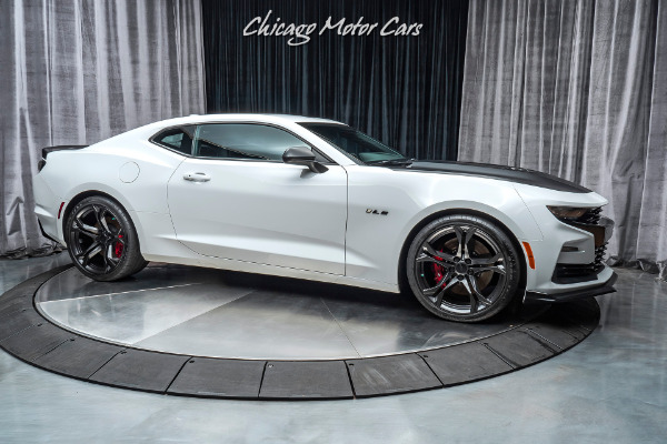 Used 2019 Chevrolet Camaro SS 1LE TRACK PERFORMANCE PACKAGE! for sale Sold at Chicago Motor Cars in West Chicago IL 60185 6