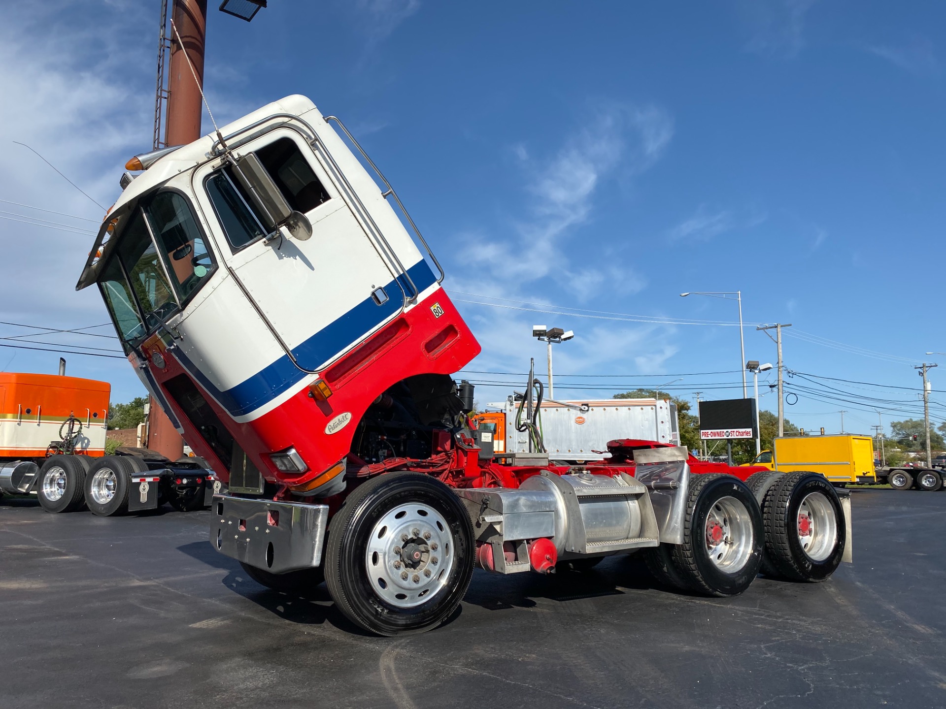 Used-1998-Peterbilt-362-Cab-Over