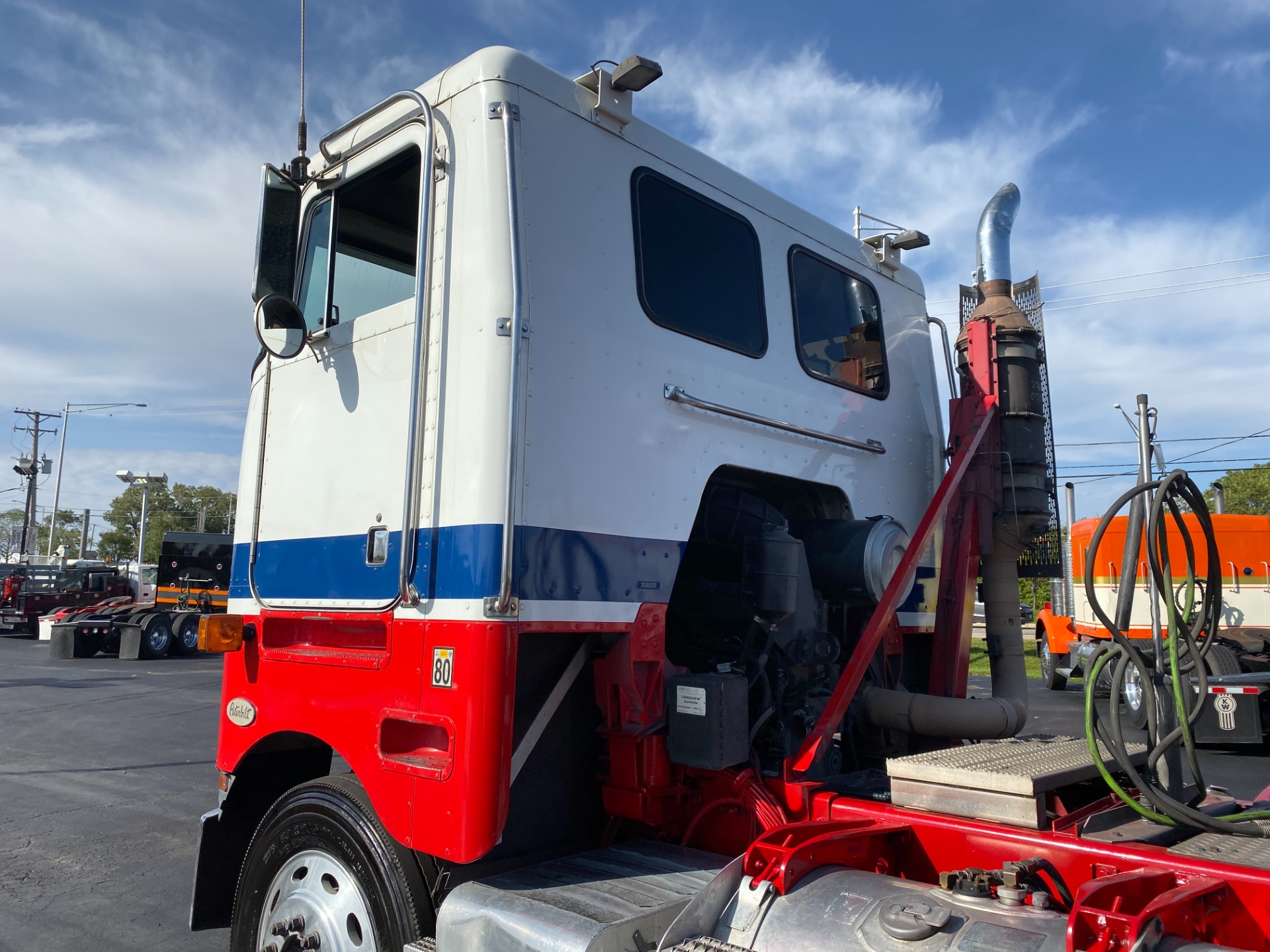 Used-1998-Peterbilt-362-Cab-Over