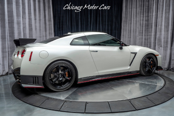 Used 2017 Nissan GT-R Nismo Coupe *UPGRADES* 800HP!! for sale Sold at Chicago Motor Cars in West Chicago IL 60185 5