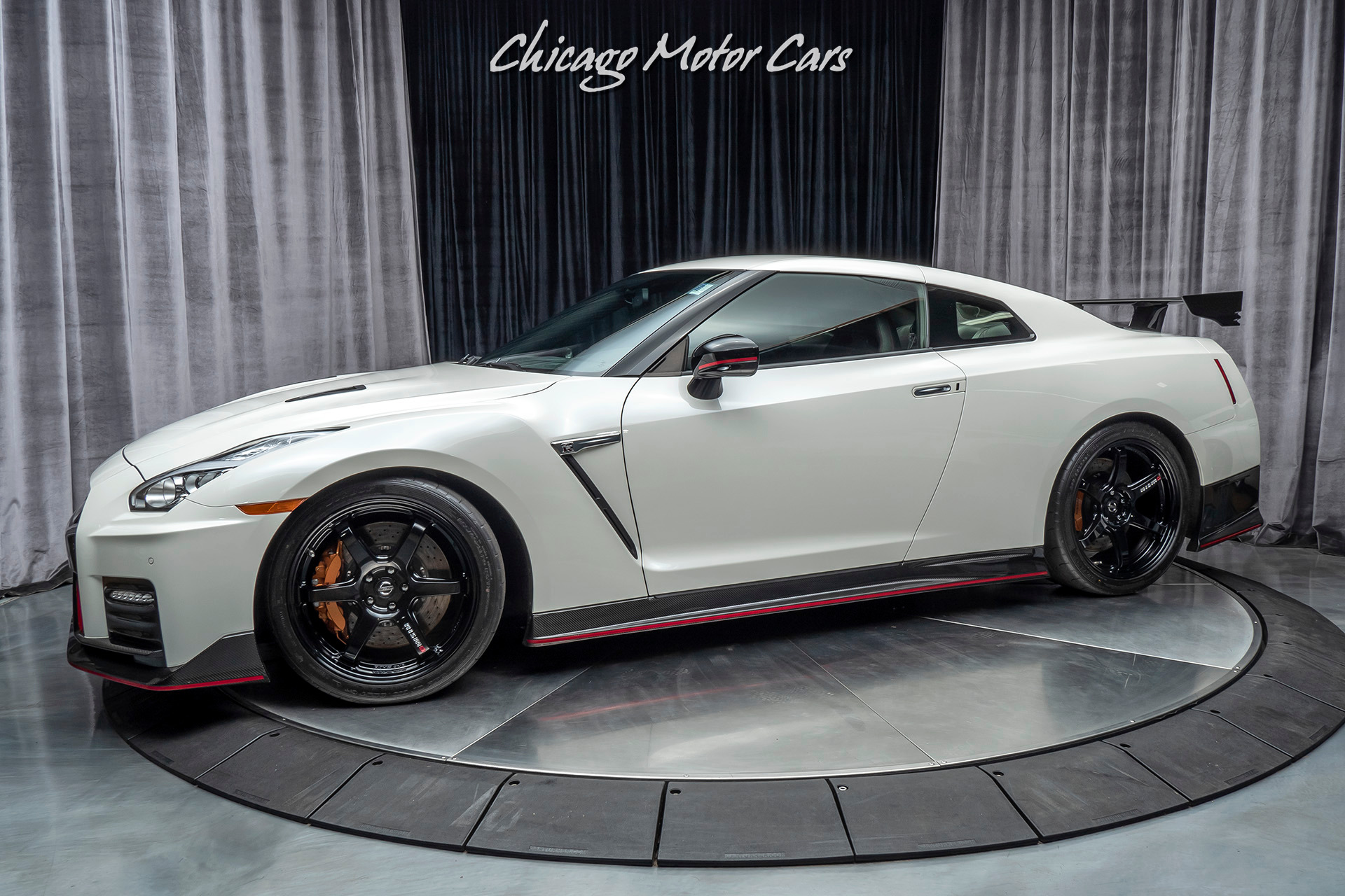 Used 17 Nissan Gt R Nismo Coupe Upgrades 800hp For Sale Special Pricing Chicago Motor Cars Stock a