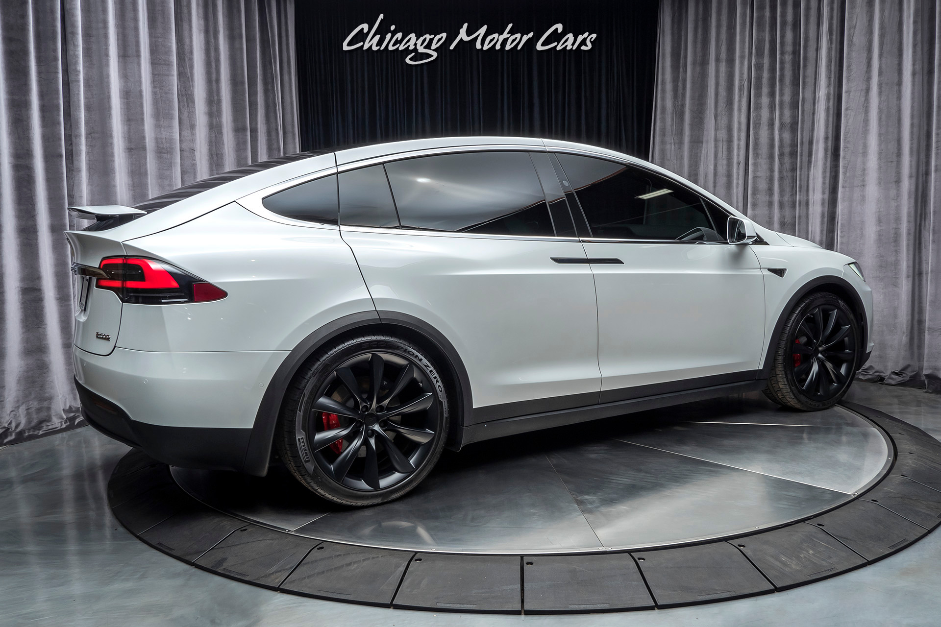 Used-2018-Tesla-Model-X-P100D-ENHANCED-AUTOPILOT-SIX-SEAT-INTERIOR