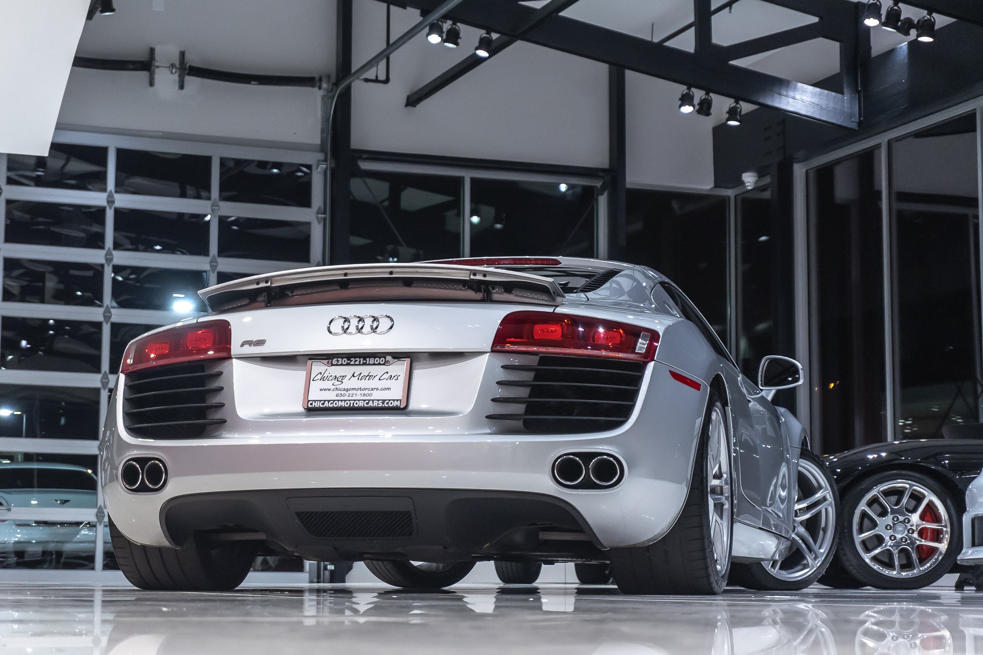 Used-2009-Audi-R8-42-V8-quattro-Coupe-MSRP-126K-6-SPEED-MANUAL