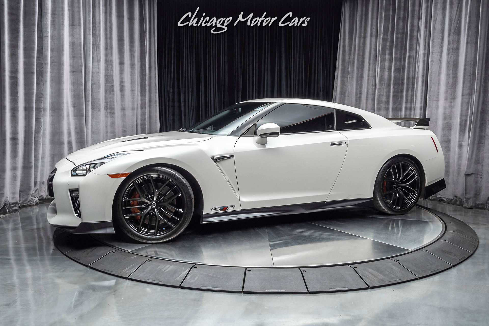 Used-2017-Nissan-GT-R-Premium-Built-Engine-and-Trans-NISMO-Turbos-MOTEC-ECU-800-WHP