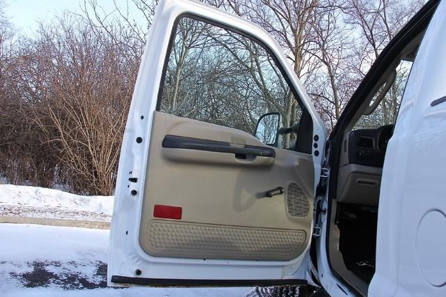 New-2006-Ford-Super-Duty-F-250-XL-Plow-Truck