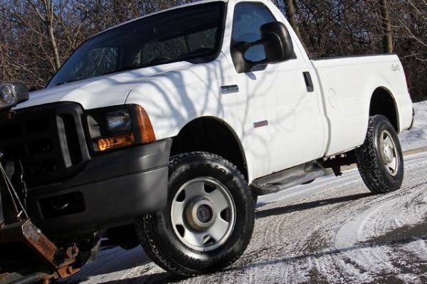 New-2006-Ford-Super-Duty-F-250-XL-Plow-Truck