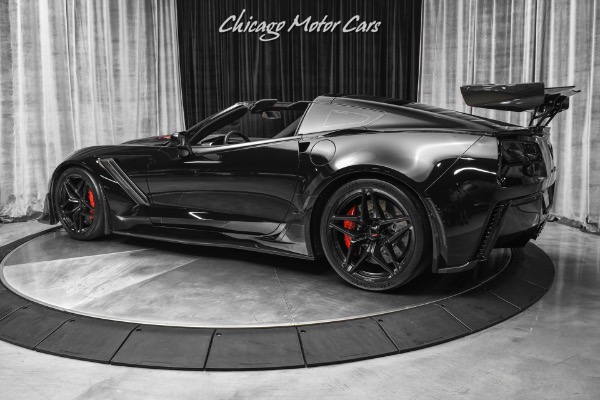 Used 2019 Chevrolet Corvette ZR1 3ZR Coupe! Blacked Out! Only 8K Miles! for sale Sold at Chicago Motor Cars in West Chicago IL 60185 3