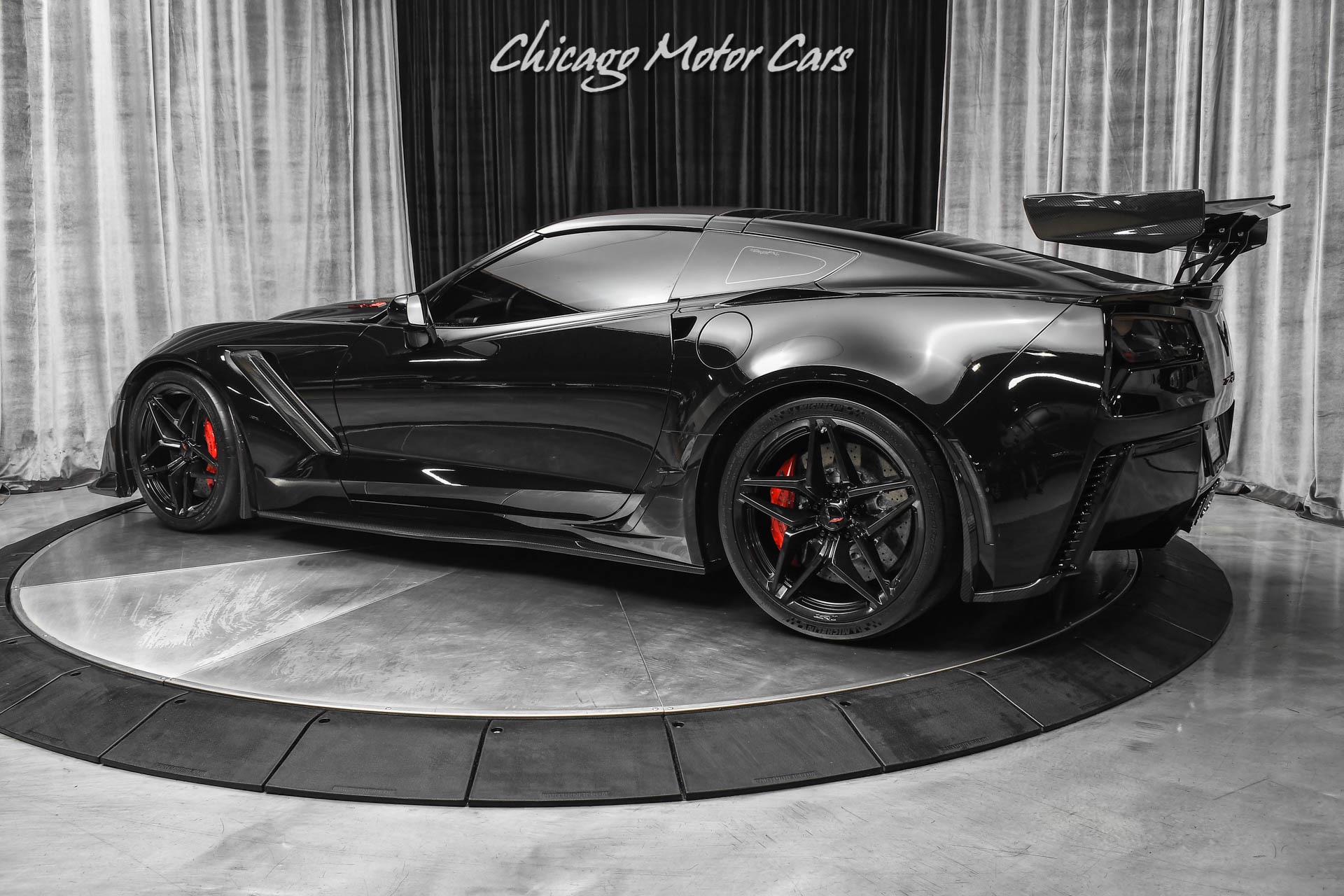 Used-2019-Chevrolet-Corvette-ZR1-3ZR-Coupe-Blacked-Out-Only-8K-Miles