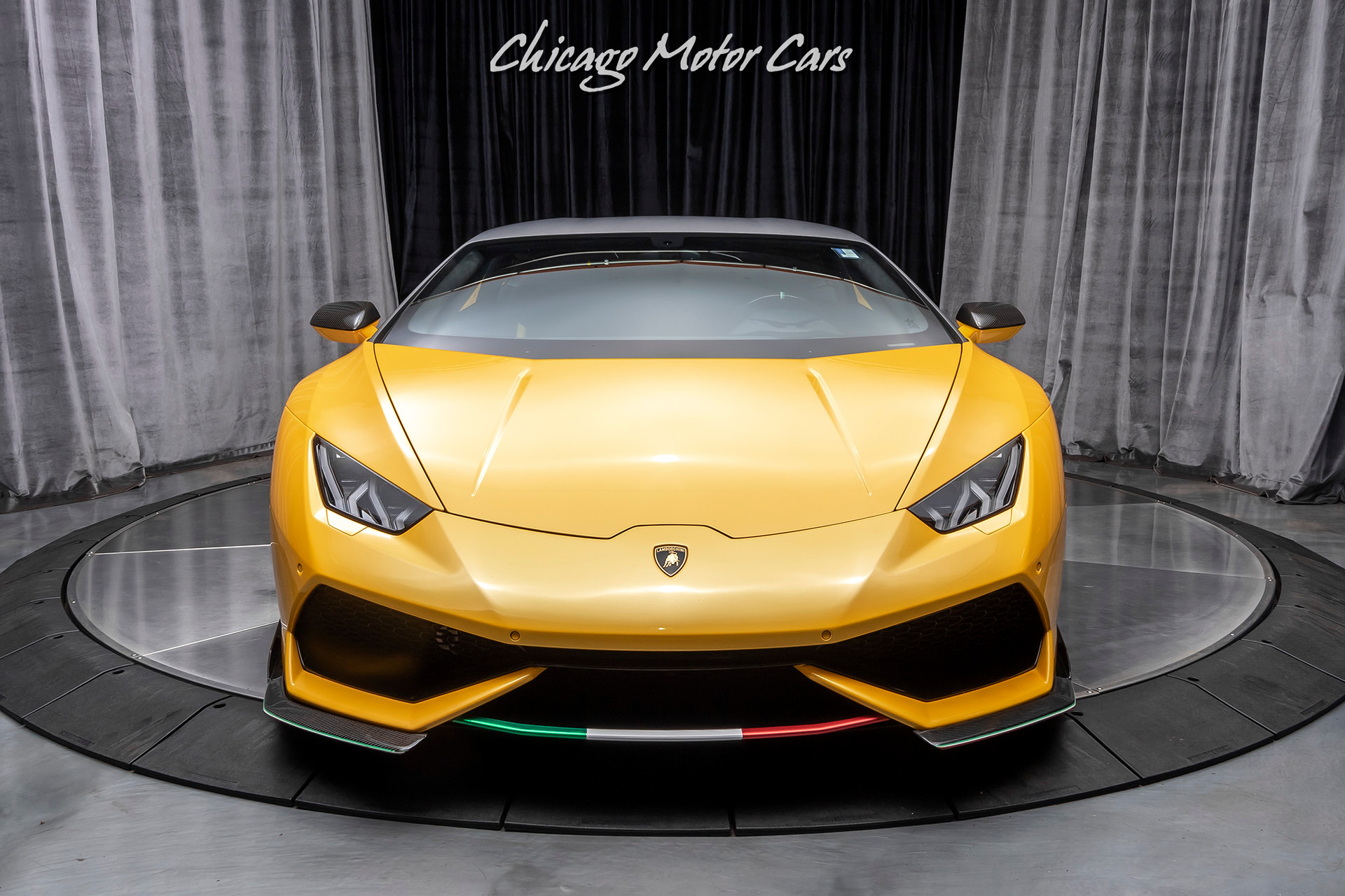 Used-2015-Lamborghini-Huracan-LP610-4-Coupe-MSRP-284K-UPGRADES-NOVITEC-CARBON-FIBER