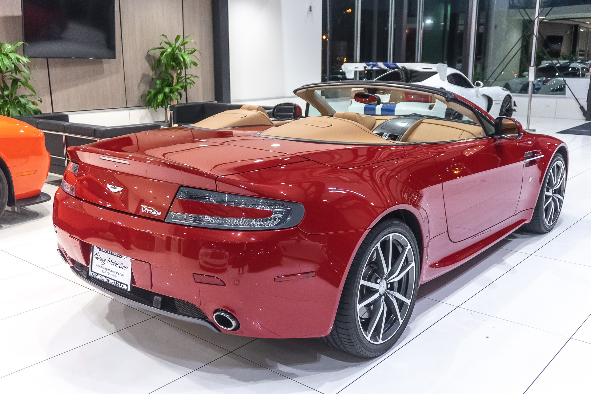 Used-2010-Aston-Martin-V8-Vantage-Roadster-6-Speed-only-7k-Miles