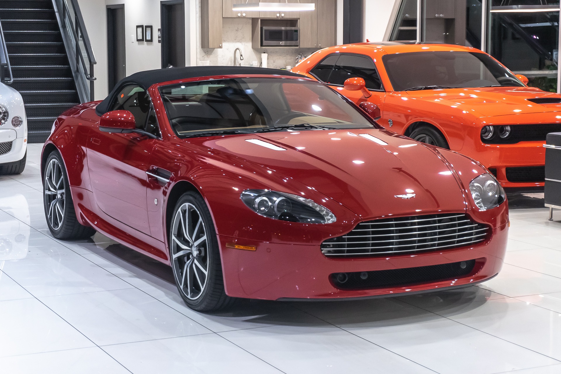 Used-2010-Aston-Martin-V8-Vantage-Roadster-6-Speed-only-7k-Miles