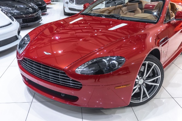 Used 2010 Aston Martin V8 Vantage Roadster 6-Speed only 7k Miles! for sale Sold at Chicago Motor Cars in West Chicago IL 60185 4