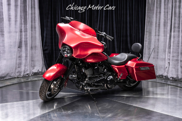 Used 2013 Harley-Davidson Street Glide Motorcycle for sale Sold at Chicago Motor Cars in West Chicago IL 60185 2