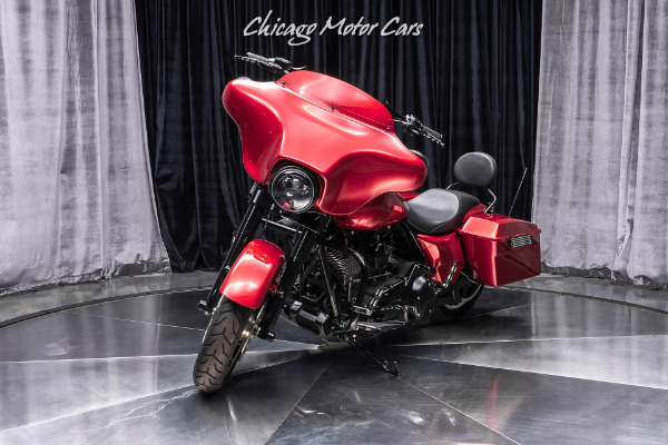 Used 2013 Harley-Davidson Street Glide Motorcycle for sale Sold at Chicago Motor Cars in West Chicago IL 60185 1