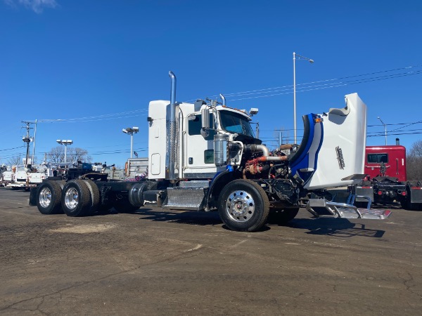 Used-2012-Kenworth-T800-Truck-Tractor