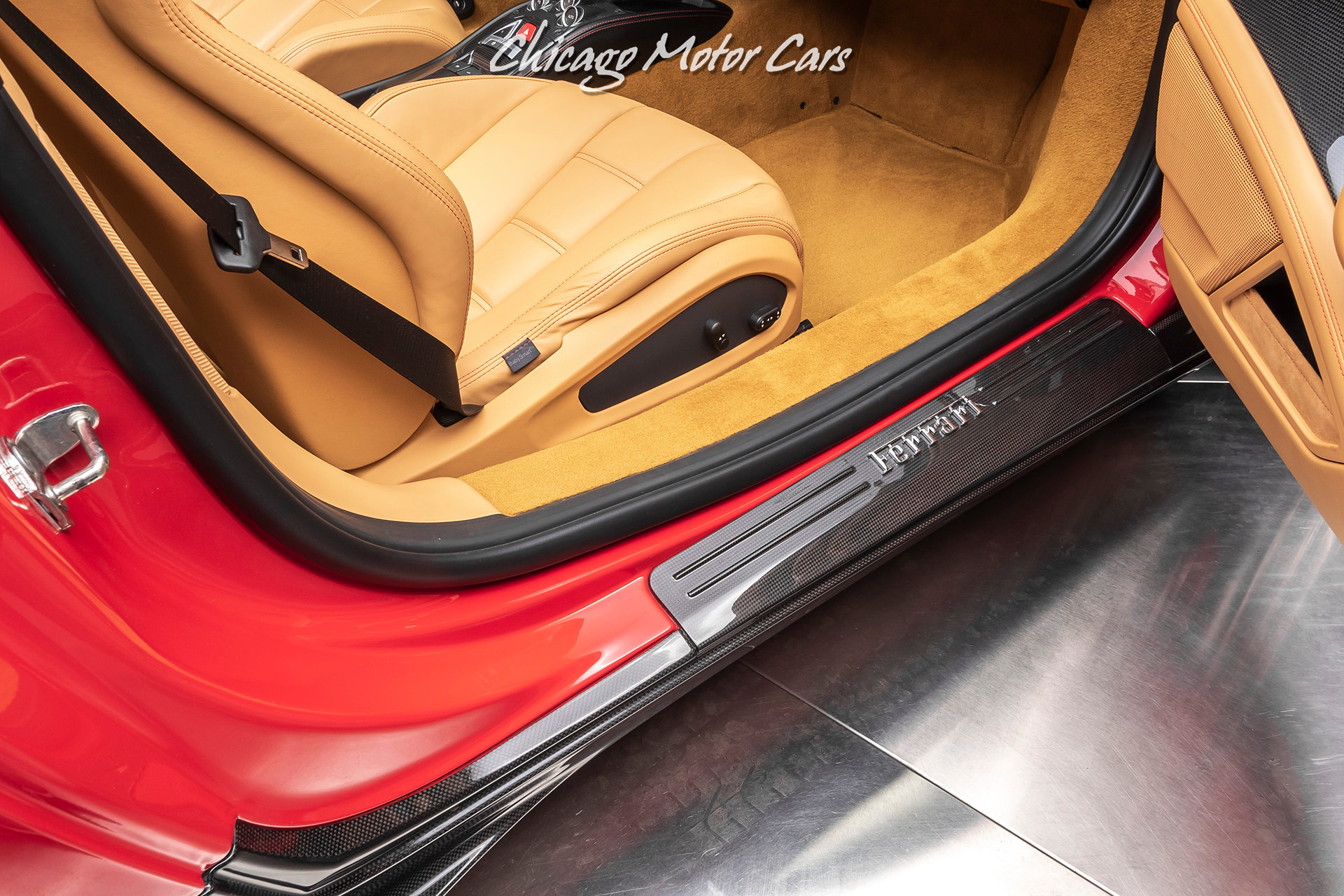 Used-2013-Ferrari-458-Spider-Convertible-Factory-Ferrari-Carbon-Fiber-Scuderia-Shields