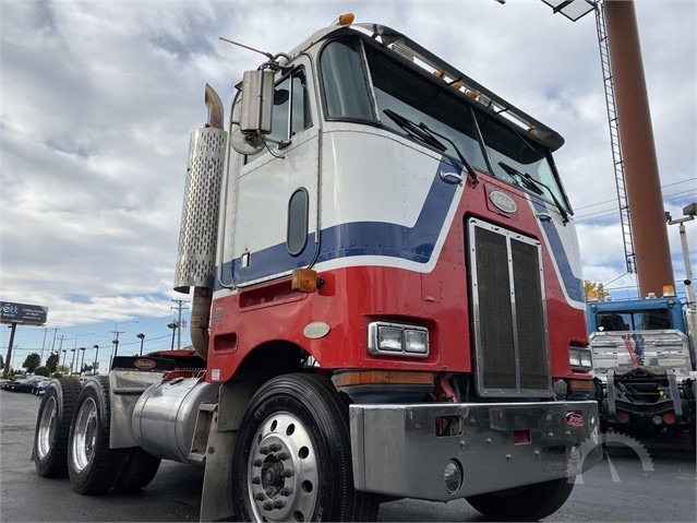 Used-1999-Peterbilt-362