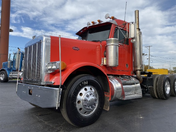 Used 2004 Peterbilt 379 Day Cab for sale Sold at Chicago Motor Cars in West Chicago IL 60185 5