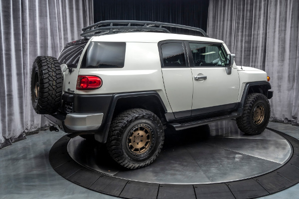 Used 2011 Toyota FJ Cruiser 4WD SUV UPGRADE PACKAGE! CONVENIENCE PACKAGE! for sale Sold at Chicago Motor Cars in West Chicago IL 60185 5
