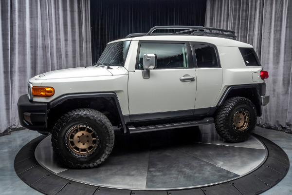 Used 2011 Toyota FJ Cruiser 4WD SUV UPGRADE PACKAGE! CONVENIENCE PACKAGE! for sale Sold at Chicago Motor Cars in West Chicago IL 60185 1
