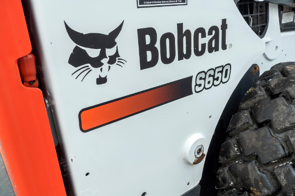 Used-2016-BOBCAT-S650-Skid-Steer
