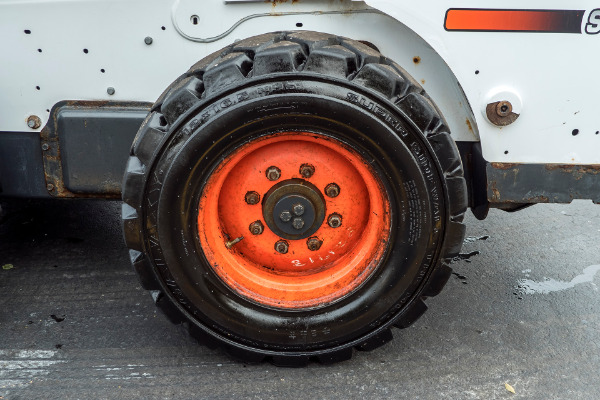 Used-2016-BOBCAT-S650-Skid-Steer