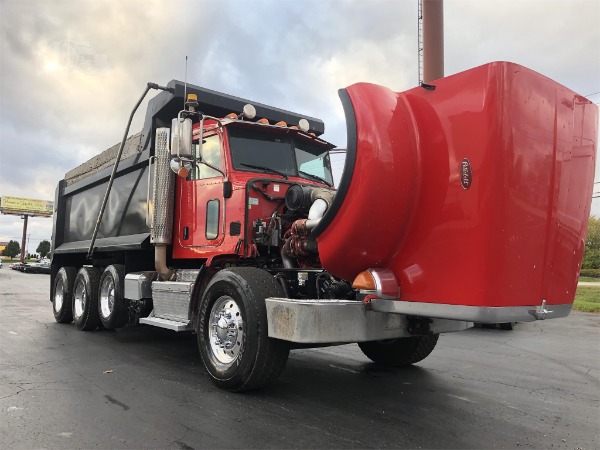 Used-2015-Peterbilt-367-Dump-Truck