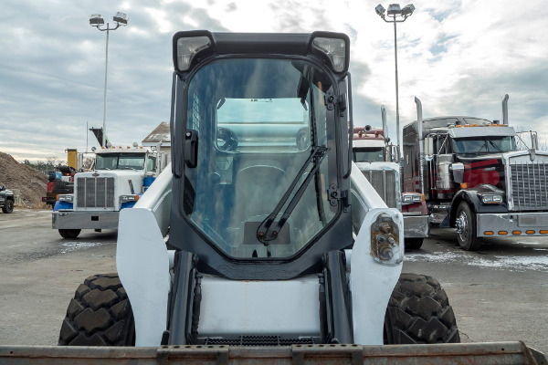 Used-2011-BOBCAT-S650-Skid-Steer-ONLY-980-HOURS-SERVICED