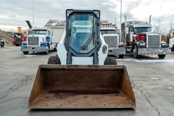 Used-2011-BOBCAT-S650-Skid-Steer-ONLY-980-HOURS-SERVICED